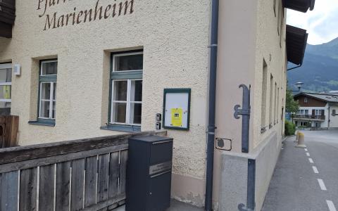 Rückgabebox für Bücher, Spiele und Tonies